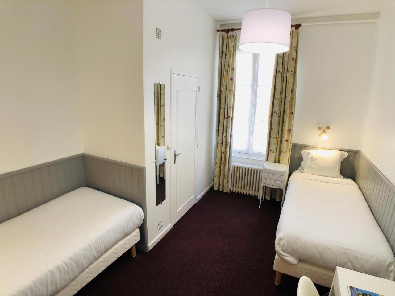 Cit'Hotel Le Volney Saumur Exteriér fotografie